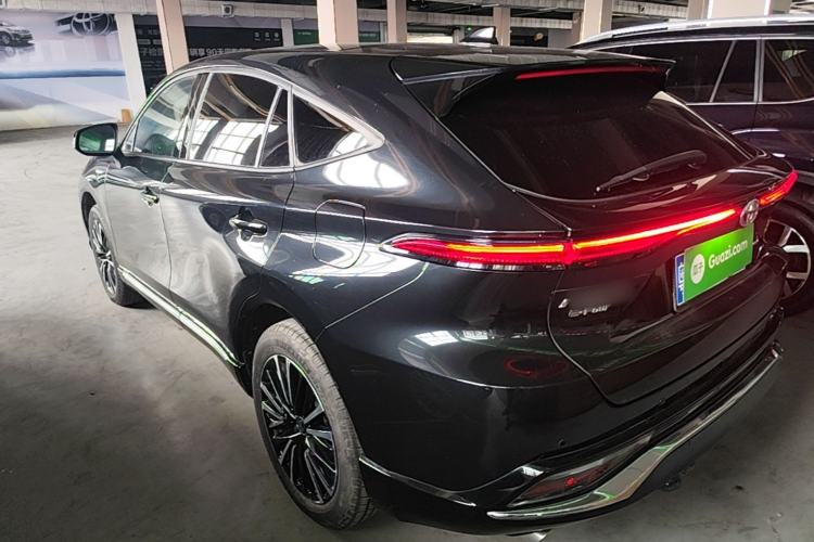 Toyota Venza 2023 — 4