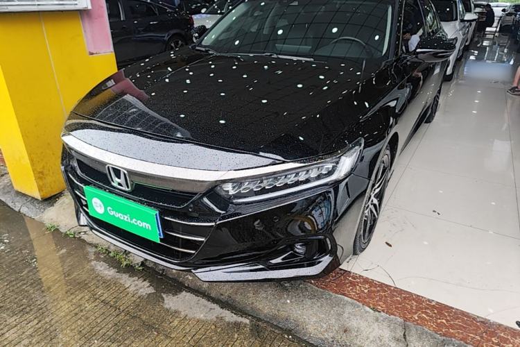 Honda Accord 2022 — фото 1