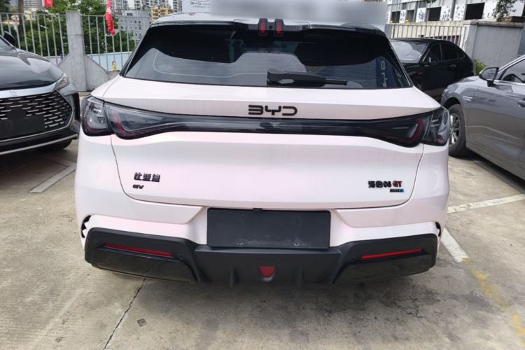 BYD Seal 06GT 2025 — 5