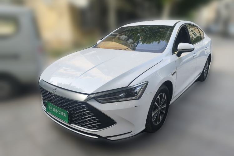 BYD Qin Plus 2023 — фото 1