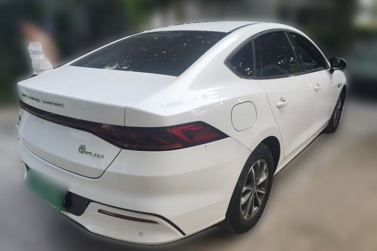 BYD Qin Plus 2023 — фото 4