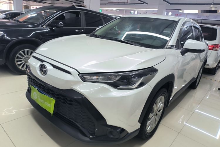 Toyota Corolla Cross 2022 — фото 1
