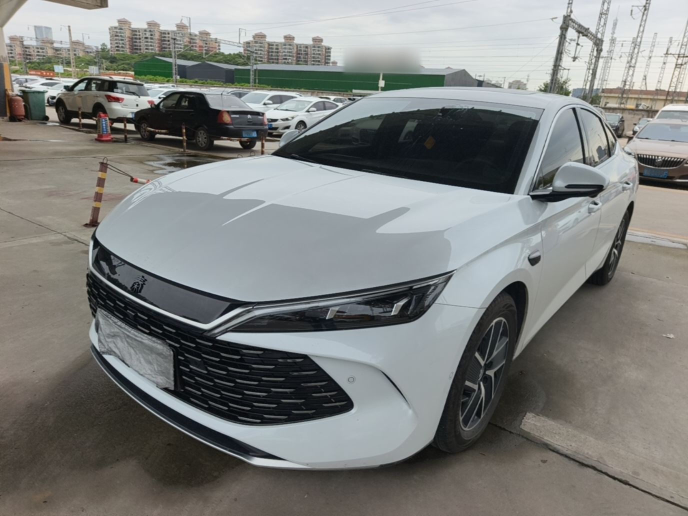 BYD Qin L 2025 — фото 1