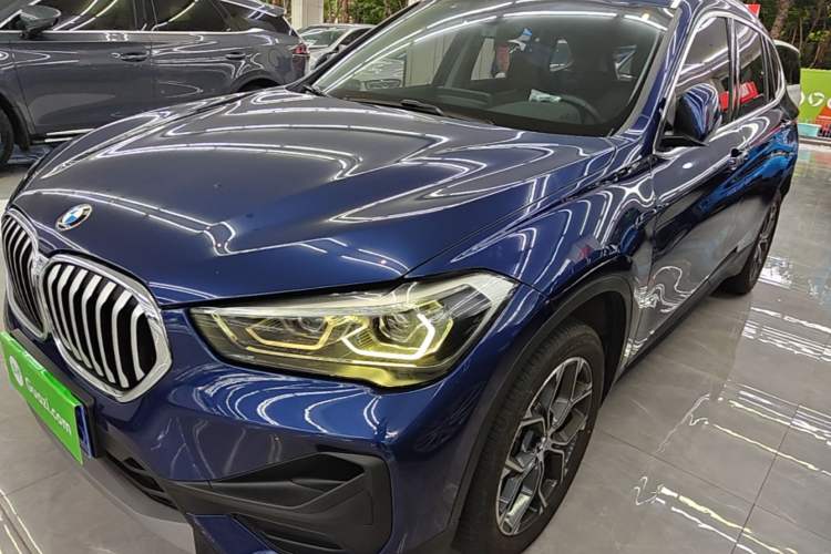 BMW X1 2020 — фото 1