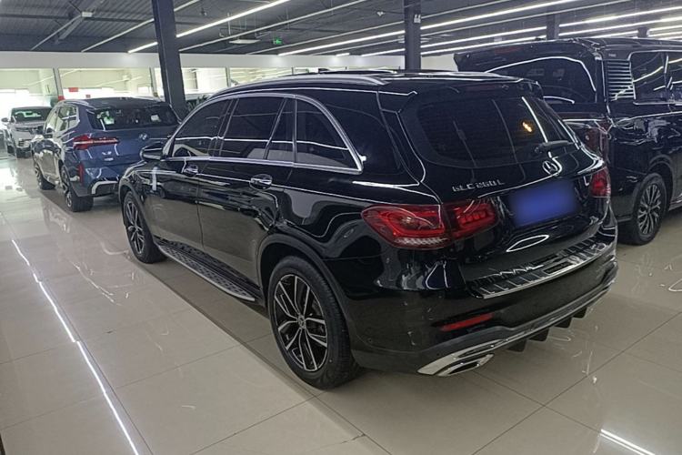 Mercedes-Benz GLC 260 L 2020 — фото 4