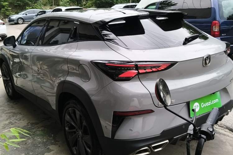 ChangAn UNI-T 2020 — 4