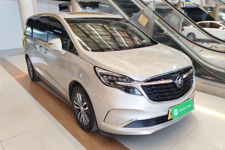 Buick GL8 2022 — 3