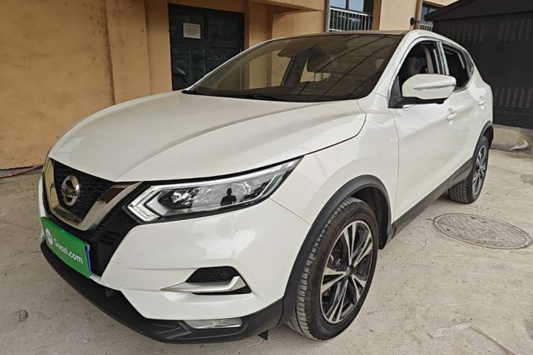 Nissan Qashqai 2021 — фото 1