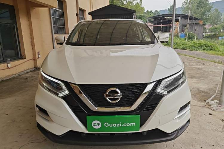 Nissan Qashqai 2021 — фото 2