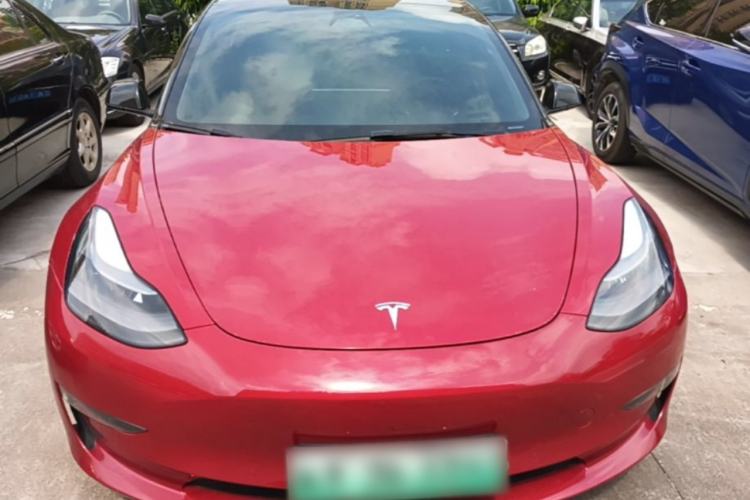 Tesla Model 3 2022 — 2