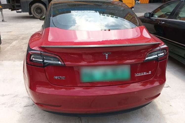 Tesla Model 3 2022 — 5