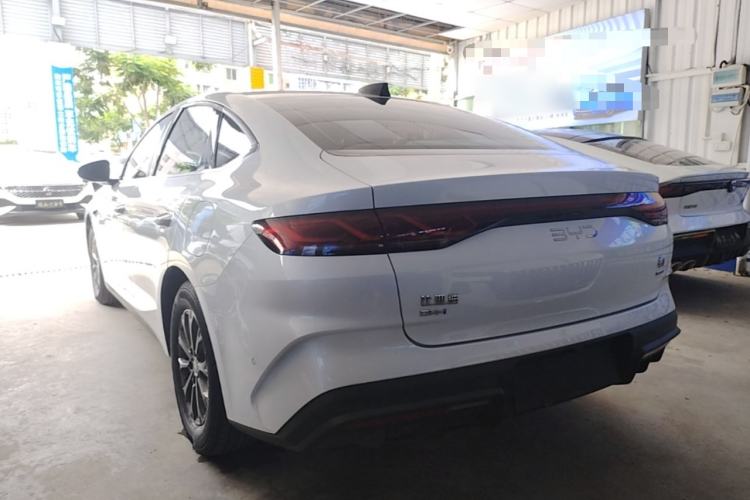 BYD Qin L 2025 — фото 4