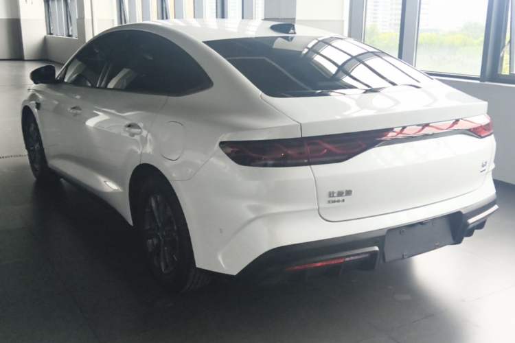 BYD Qin L 2025 — фото 4