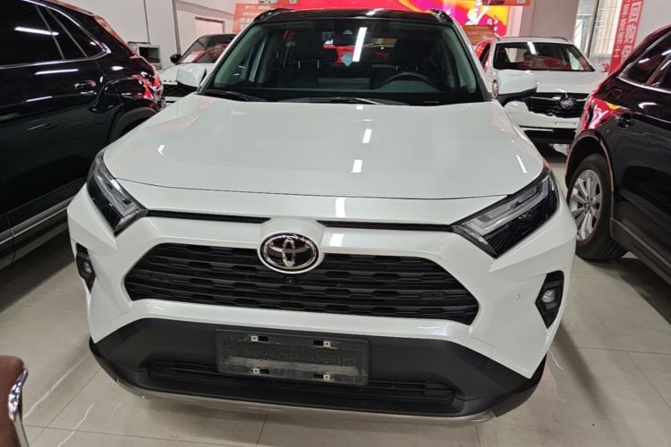 Toyota RAV4 2023 — 2
