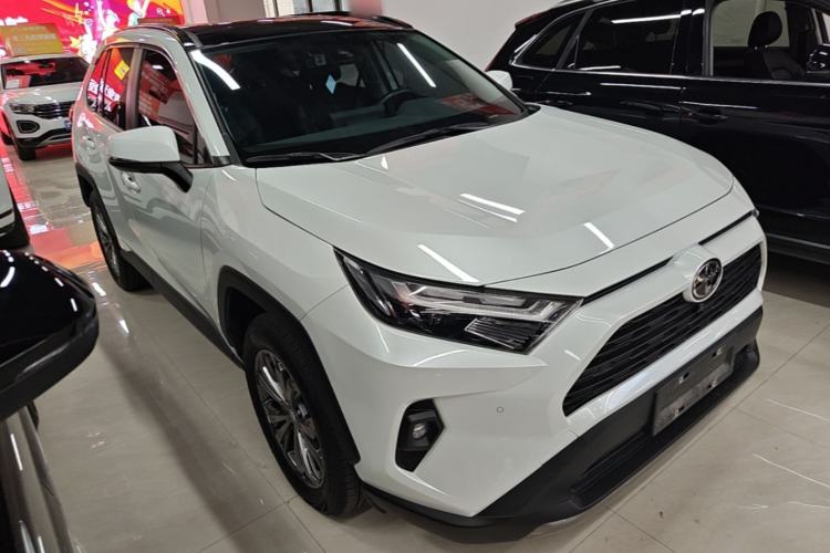 Toyota RAV4 2023 — 3