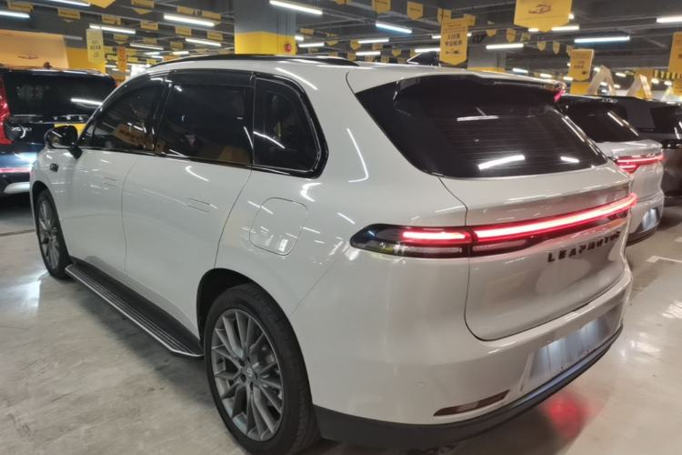 Leapmotor C10 2024 — 4