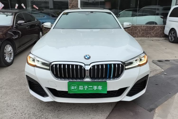 BMW 525Li 2021 — 2