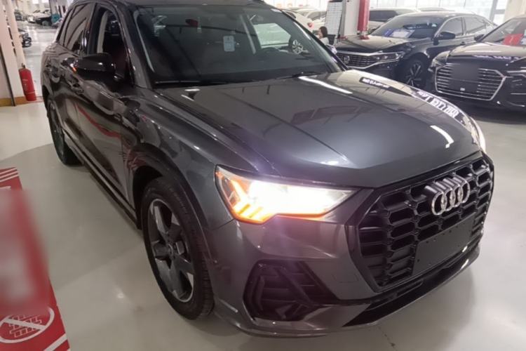 Audi Q3 2021 — 3