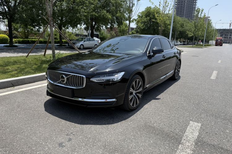 Volvo S90 2025 — фото 1