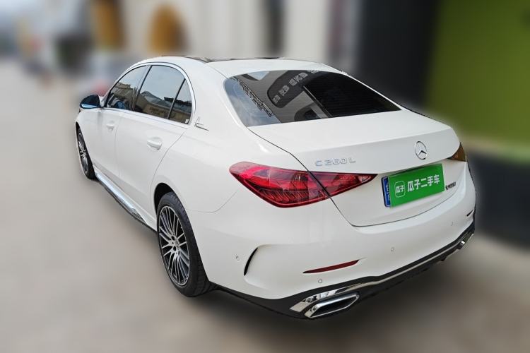 Mercedes-Benz C 260 L 2024 — фото 4