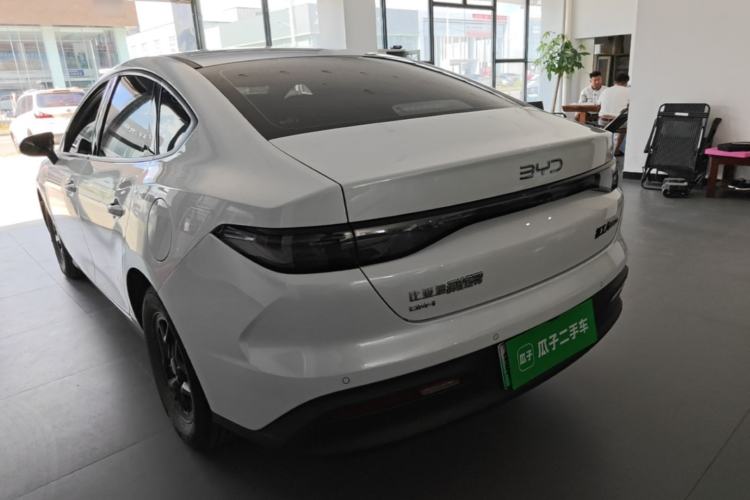 BYD Seal 05 DM-i 2025 — фото 4