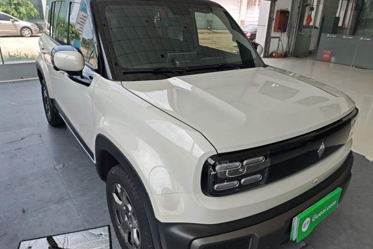Baojun Spark EUV 2025 — фото 3