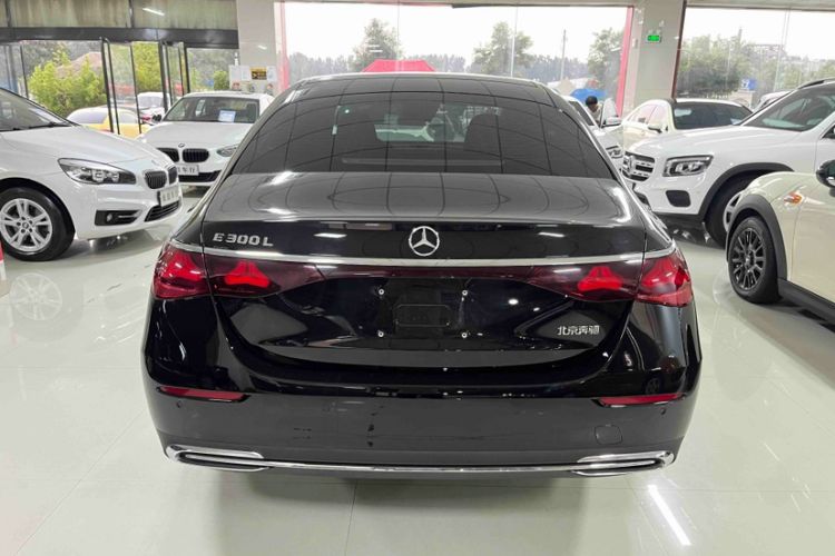 Mercedes-Benz E 300 L 2025 — 5