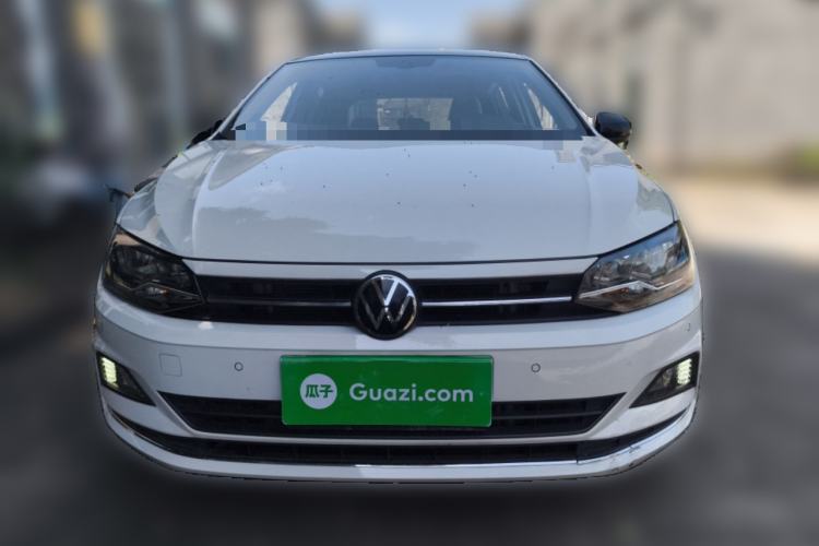 Volkswagen Polo 2021 — 2