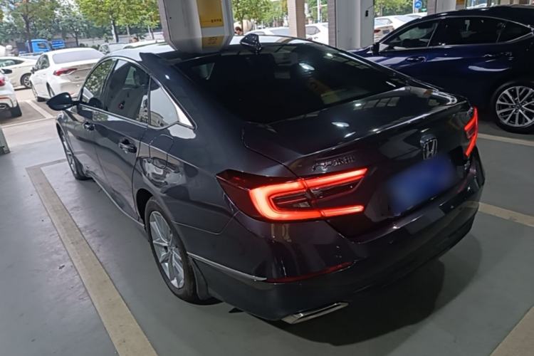Honda Accord 2022 — 4