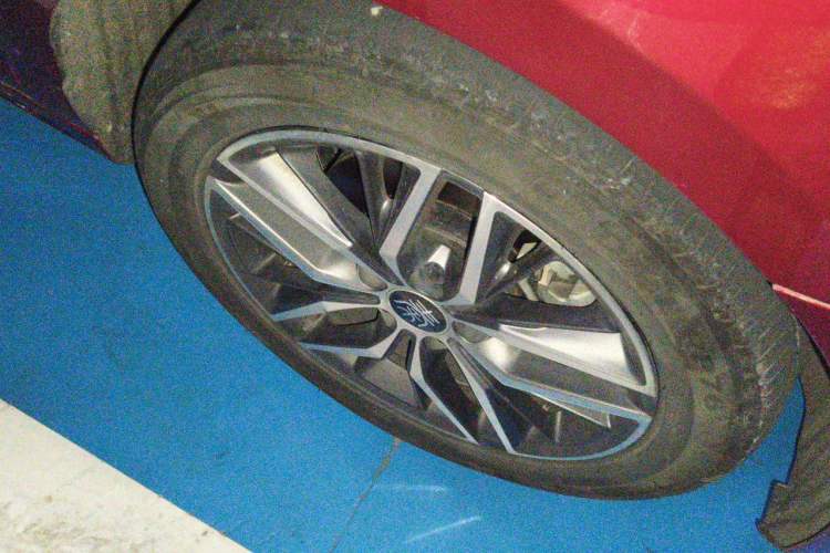 BYD Qin PLUS 2023 — 5
