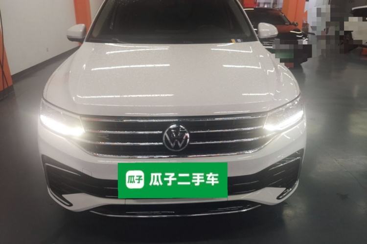 Volkswagen Tiguan L 2022 — фото 2