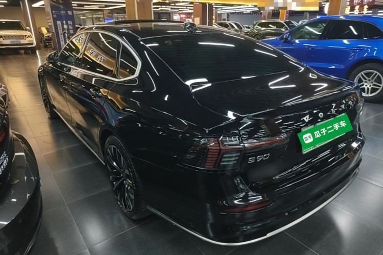 Volvo S90 2026 — 4