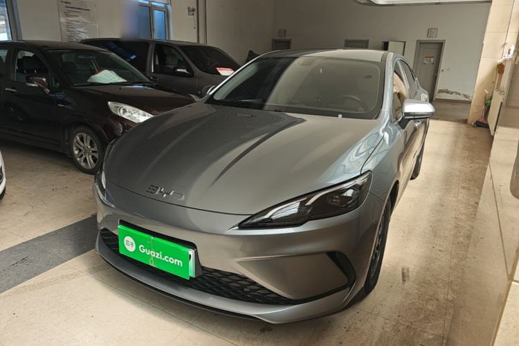 BYD Seal 05 DM-i 2025 — фото 1