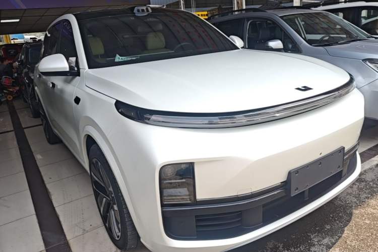 Li Auto L9 2022 — 3