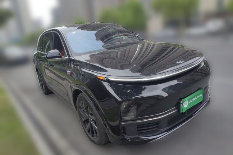 Li Auto L8 2023 — 3