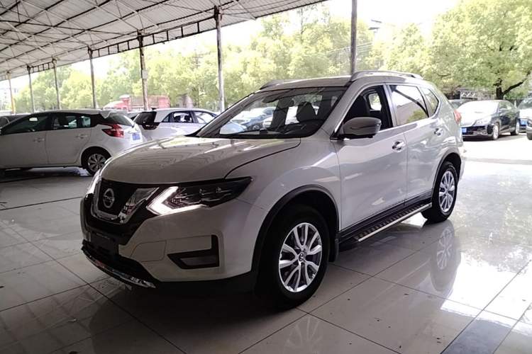 Nissan Rogue 2022 — фото 1