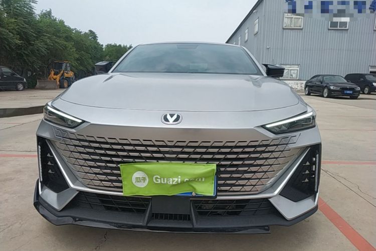 ChangAn UNI-V 2022 — 2