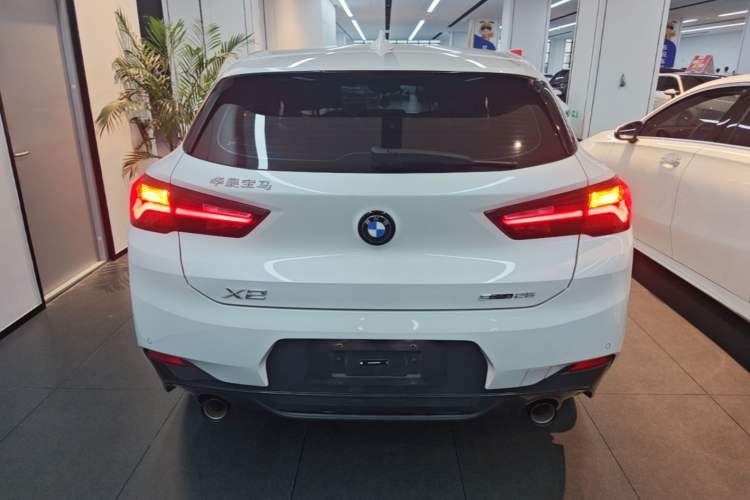 BMW X2 2023 — фото 5