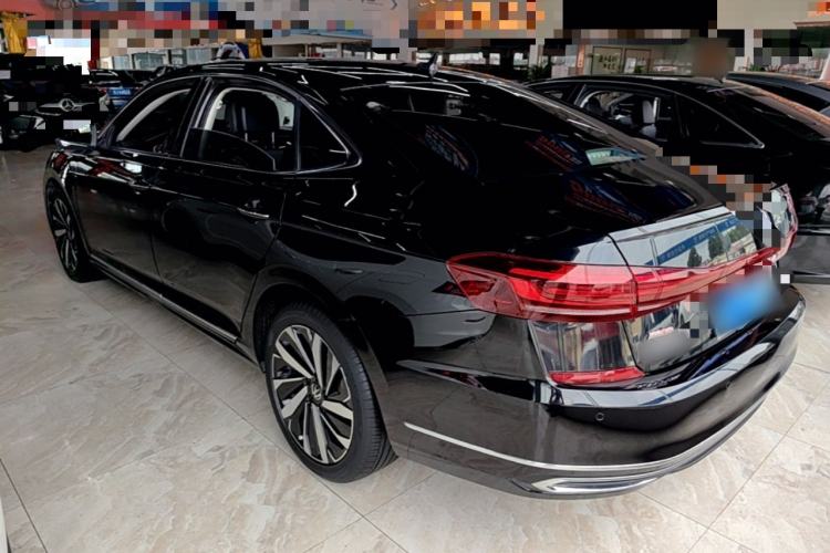 Volkswagen Passat 2022 — фото 4