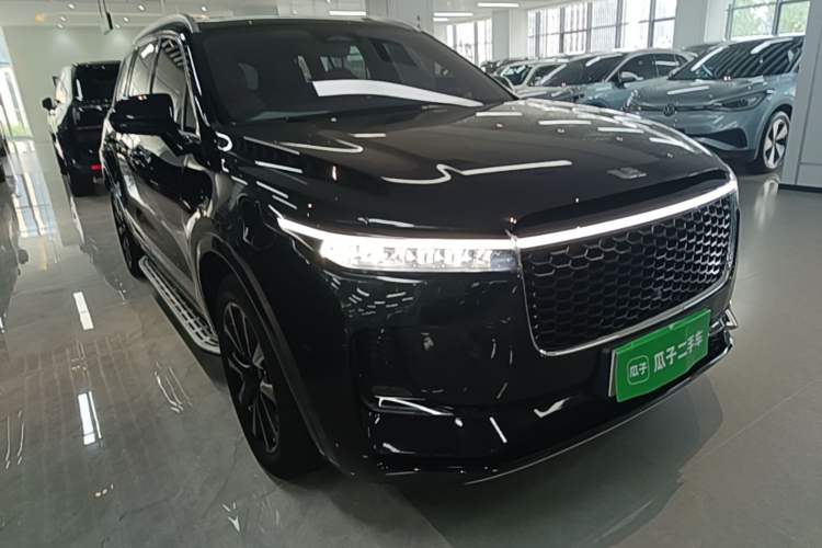 Li Auto ONE 2021 — 3
