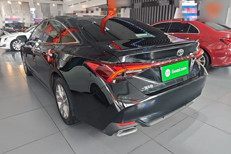 Toyota Avalon 2021 — 4