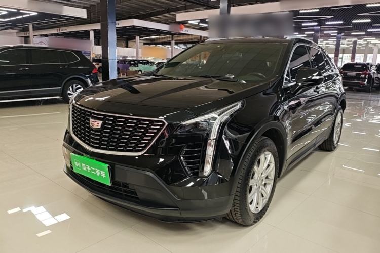 Cadillac XT4 2020 — фото 1