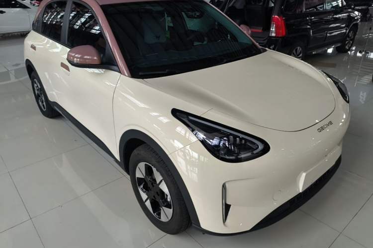 Geely Galaxy Geome 2025 — фото 3