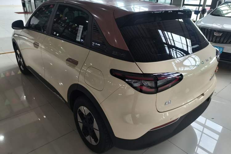 Geely Galaxy Geome 2025 — фото 4