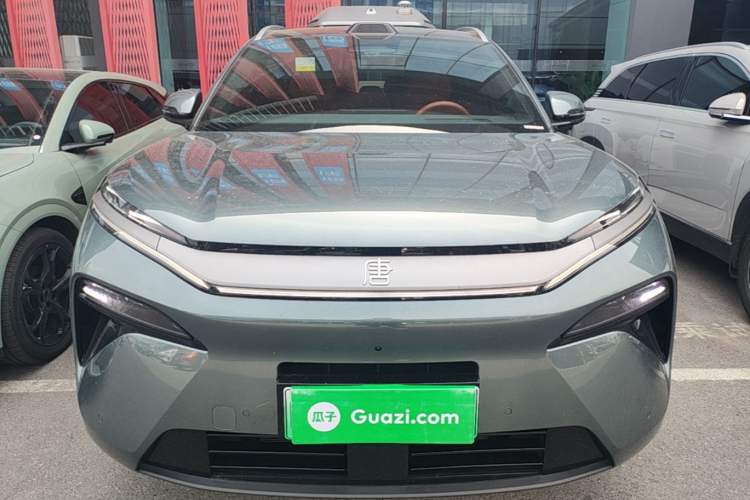 BYD Tang L 2025 — 2