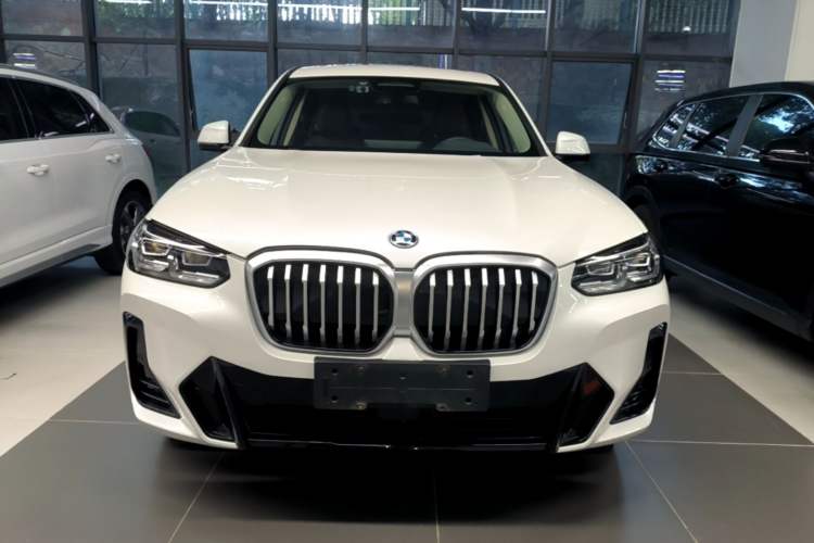 BMW iX3 2022 — фото 2