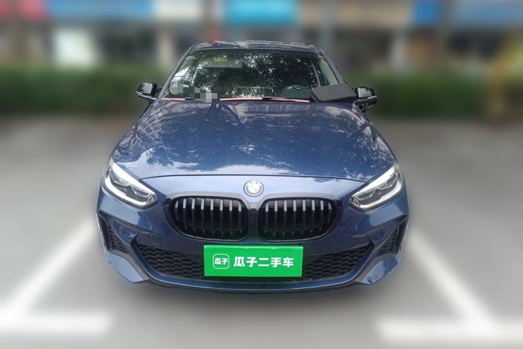 BMW 120i 2021 — фото 2
