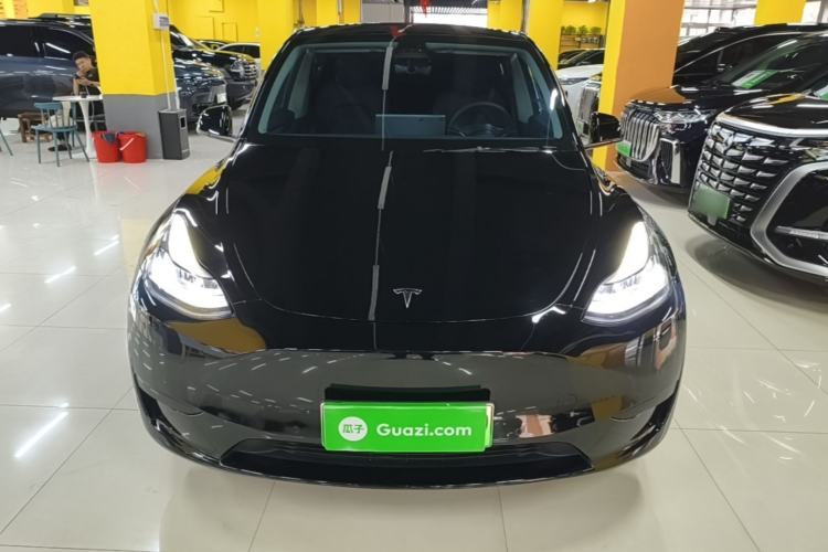 Tesla Model Y 2022 — 2