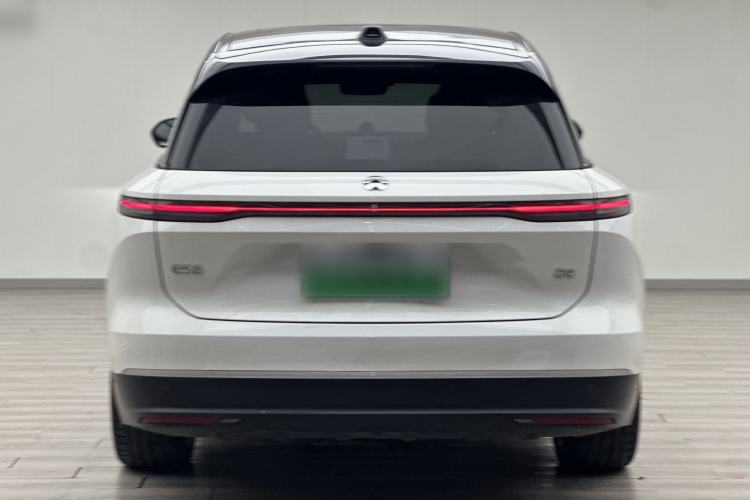 NIO ES8 2024 — 5