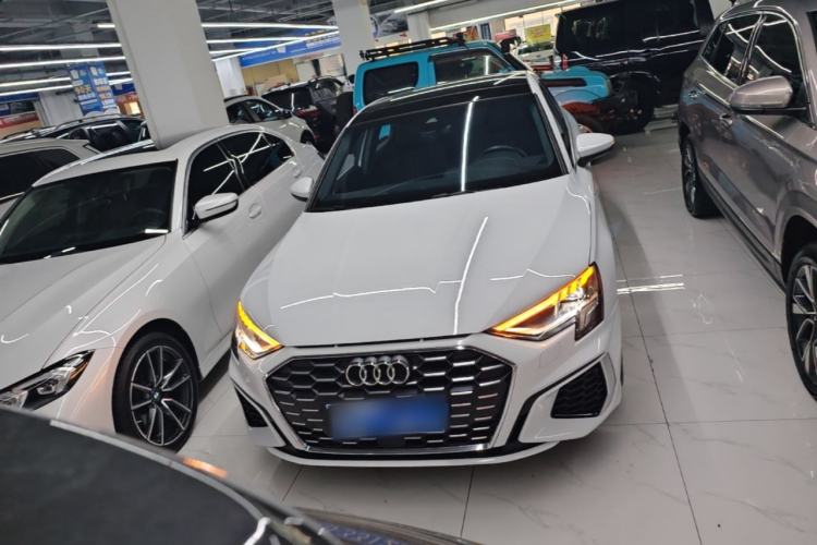 Audi A3 2022 — 2